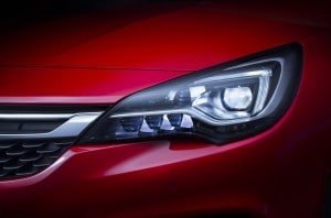 Opel Astra Voll-LED-Matrix-Licht