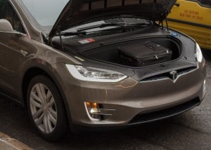 Tesla Model X Kofferraum vorn