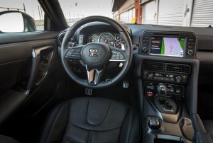 Nissan GT-R 2017 Interieur