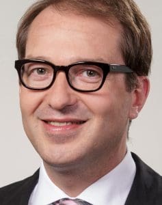 Bundesverkehrsminister Alexander Dobrindt will die Pkw-Maut