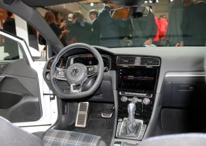 VW Golf VII Facelift 2017 Innenraum