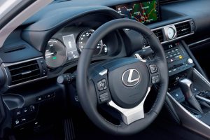 Innenraum Lexus IS 200t (2017)