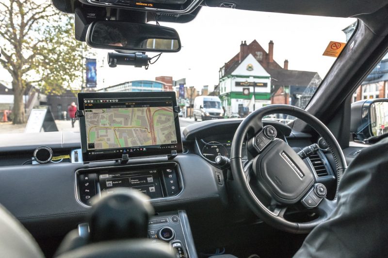 Land Rover testet autonom fahrende Autos im öffentlichen Straßenverkehr von Coventry